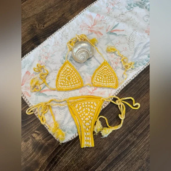 Indah Gingham Betty top and Cat bottoms 🌞 - Picture 9 of 9